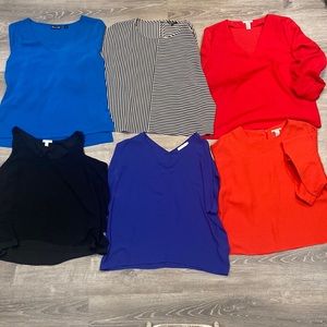 Selling gently used work/casual cloths. All sizes are the same a must have!!